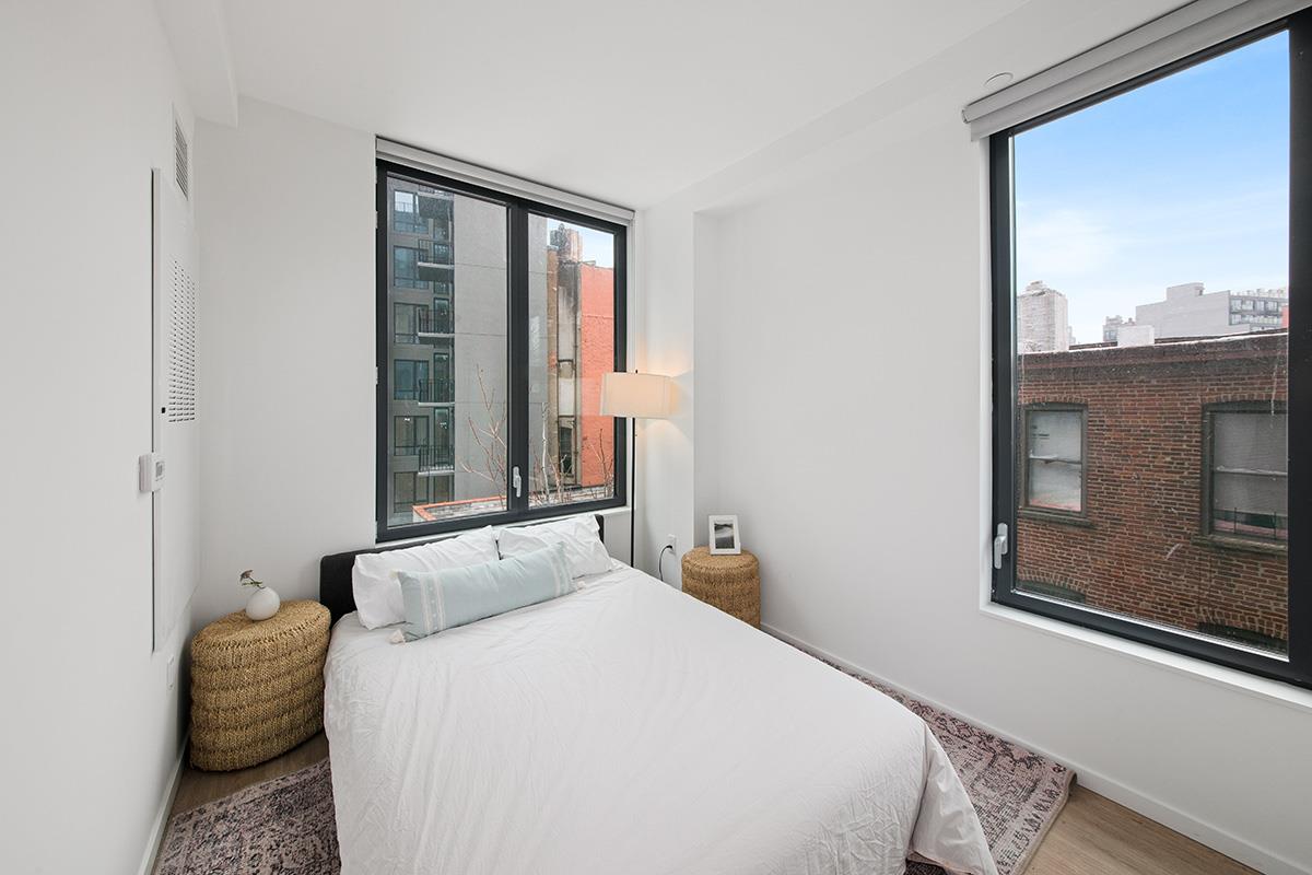 12 Halsey Street Ph-201 Property Photo 6