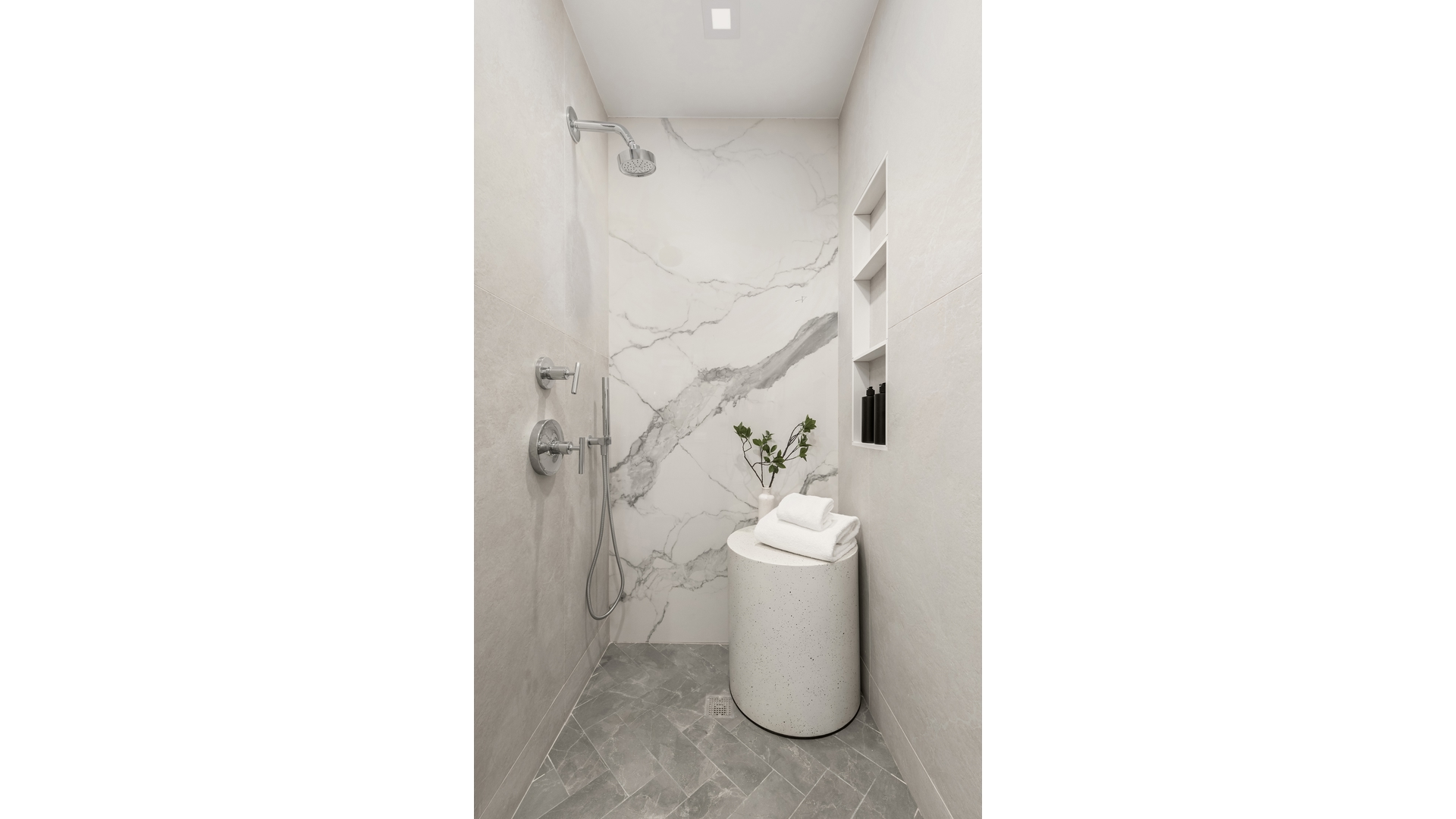 684 Dean Street 3 Property Photo 12