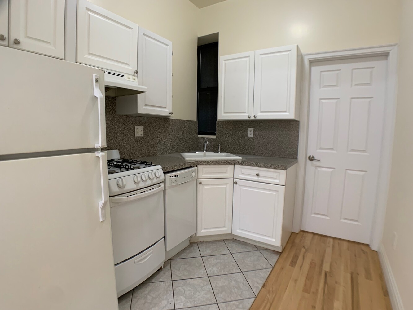 147 E 90TH Street 1B Property Photo 1
