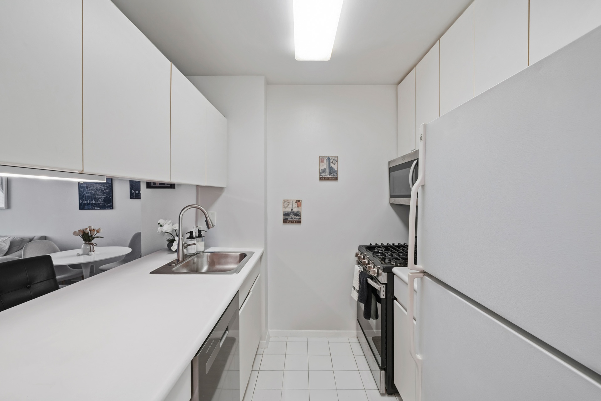 1 Irving Place V-7c Property Photo 6