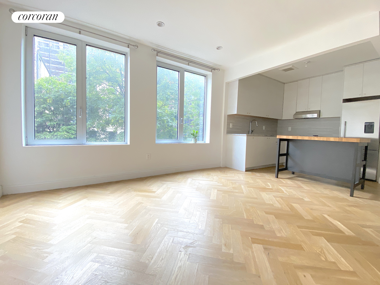 531 VANDERBILT Avenue 3C Property Photo 1