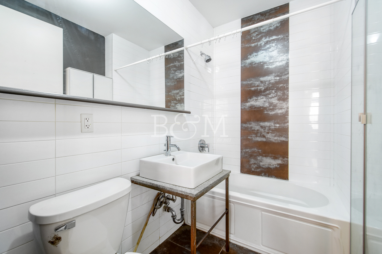 350 Manhattan Avenue 2b Property Photo 6