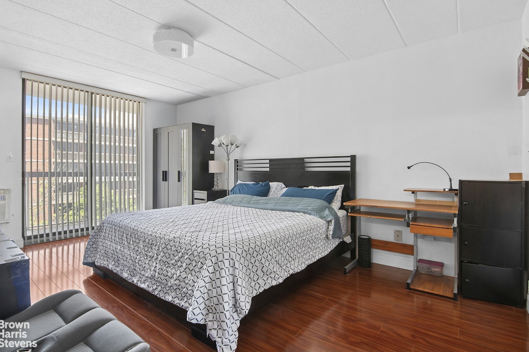 136-24 Maple Avenue 3d Property Photo 5