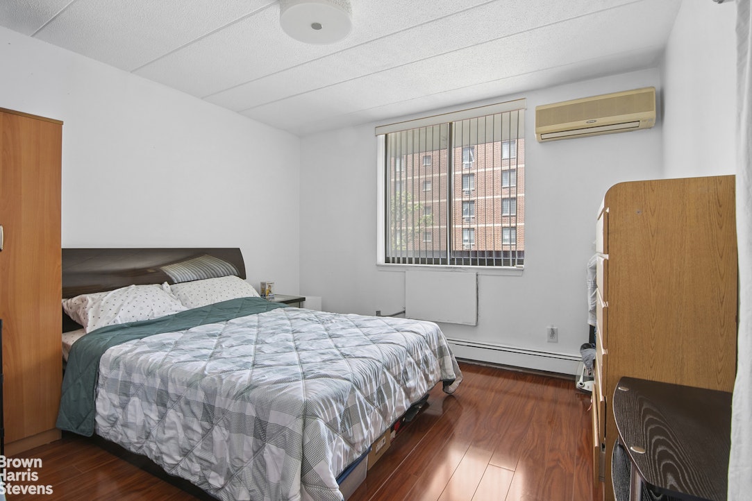 136-24 Maple Avenue 3d Property Photo 6