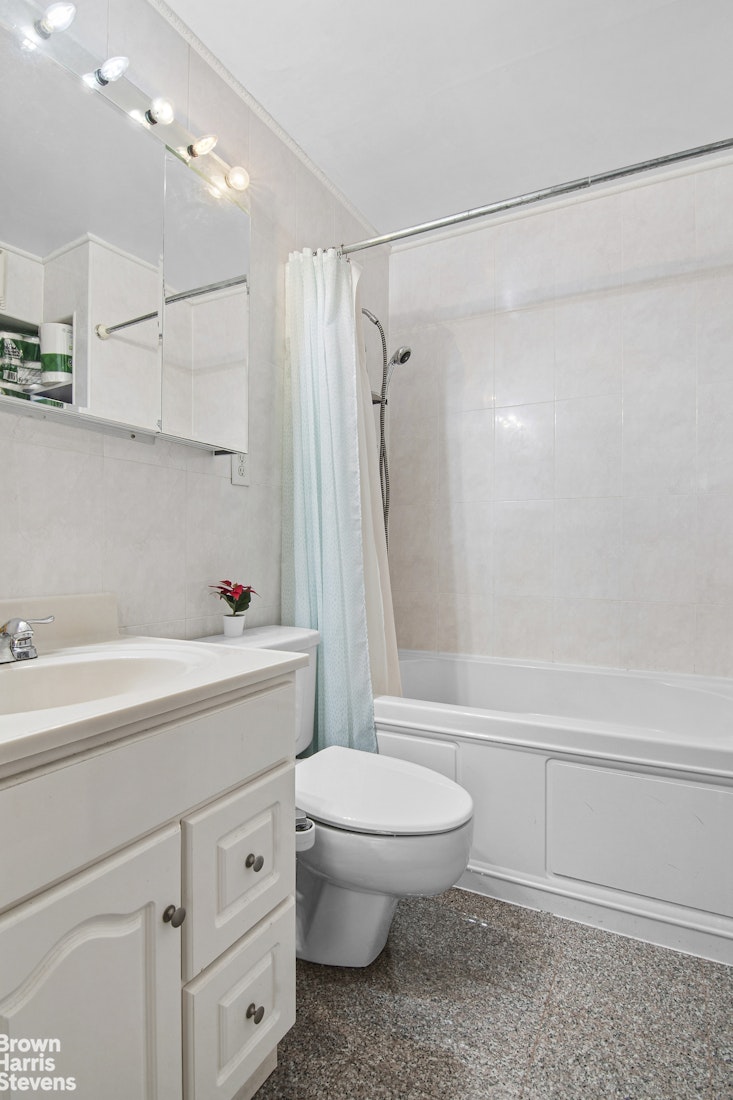 136-24 Maple Avenue 3d Property Photo 8