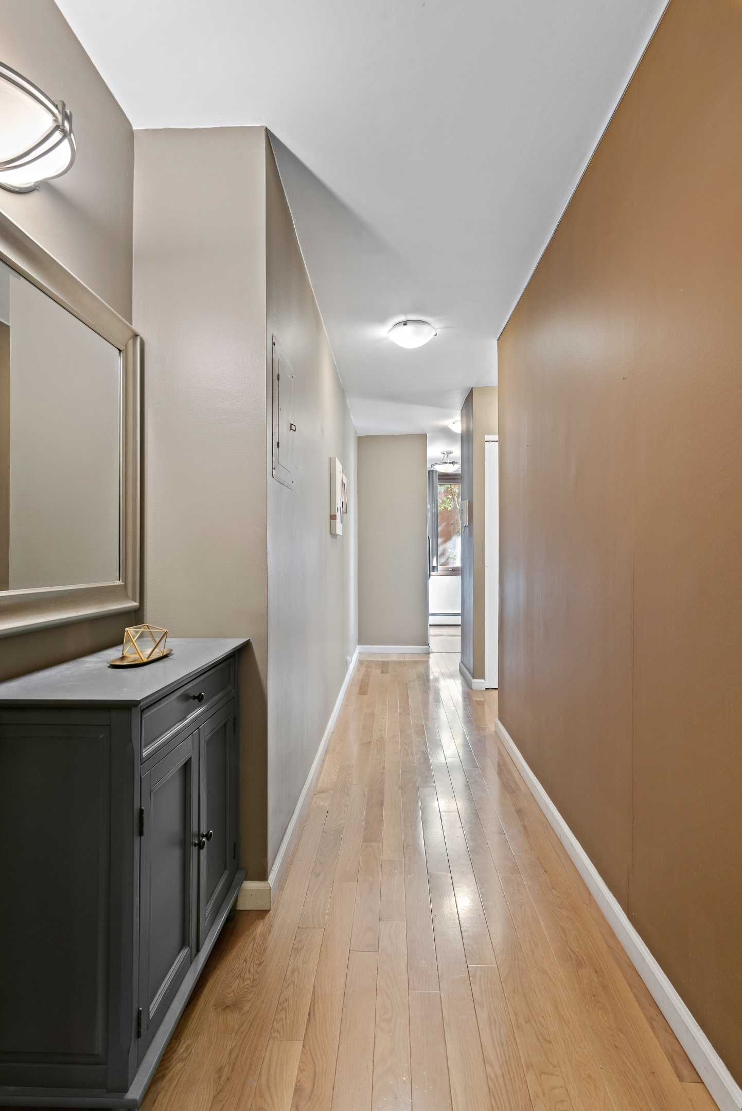 350 W 50th Street 2-g Property Photo 8