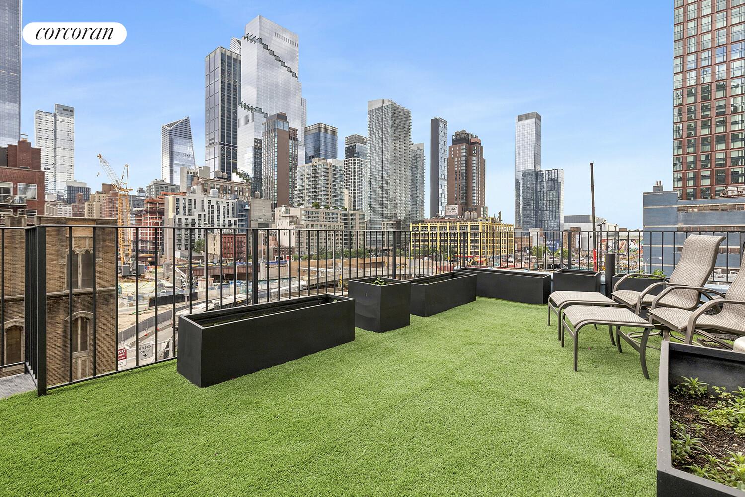 407 W 40th Street 5a Property Photo 2