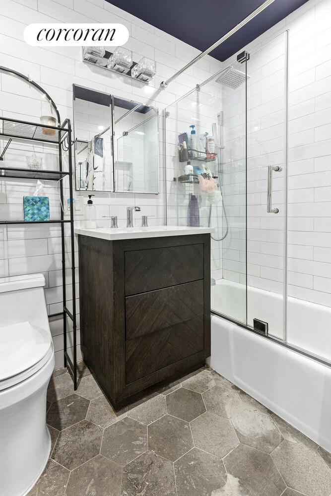 407 W 40th Street 5a Property Photo 7