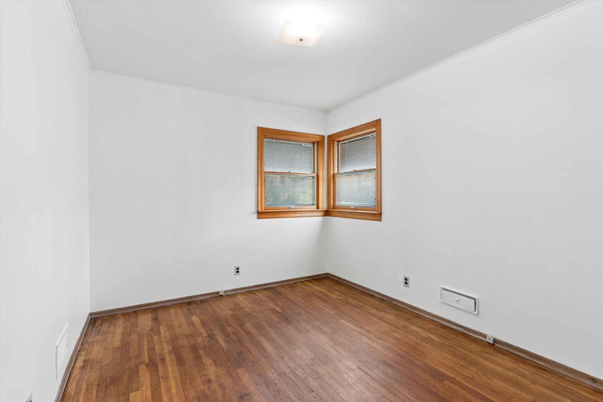 151-42 24th Avenue Property Photo 7