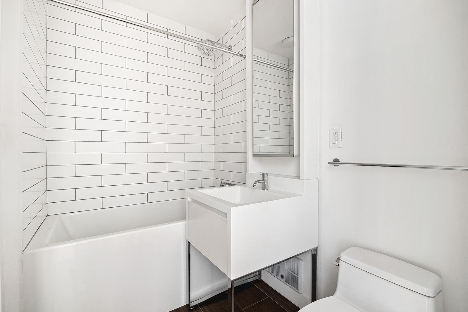 15 William Street 10-h Property Photo 5