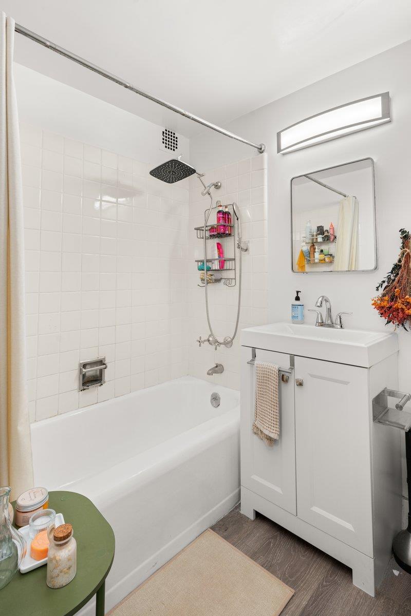 80 Park Avenue 10-h Property Photo 8