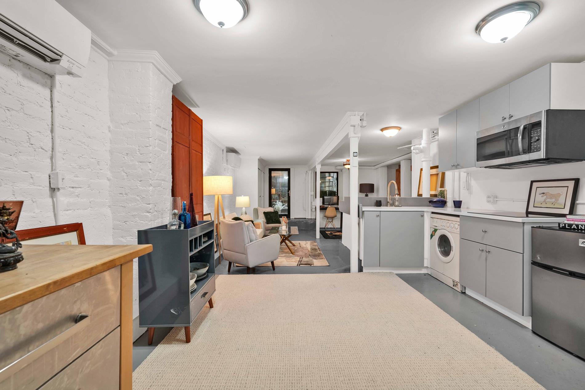 21 Bleecker Street GW Property Photo 1