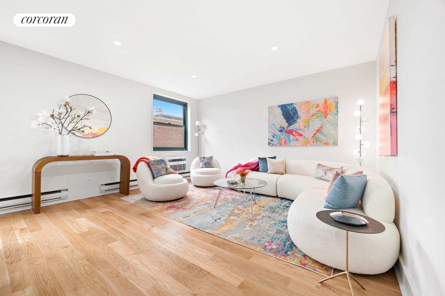 626 WASHINGTON Street 5A Property Photo 1