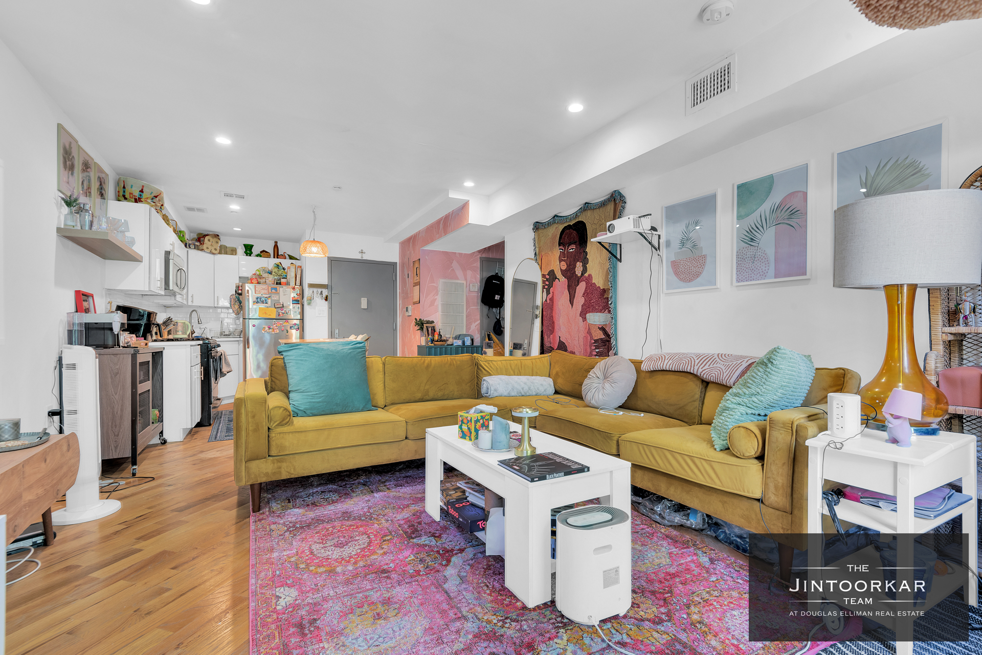 201 CHAUNCEY Street Property Photo 1