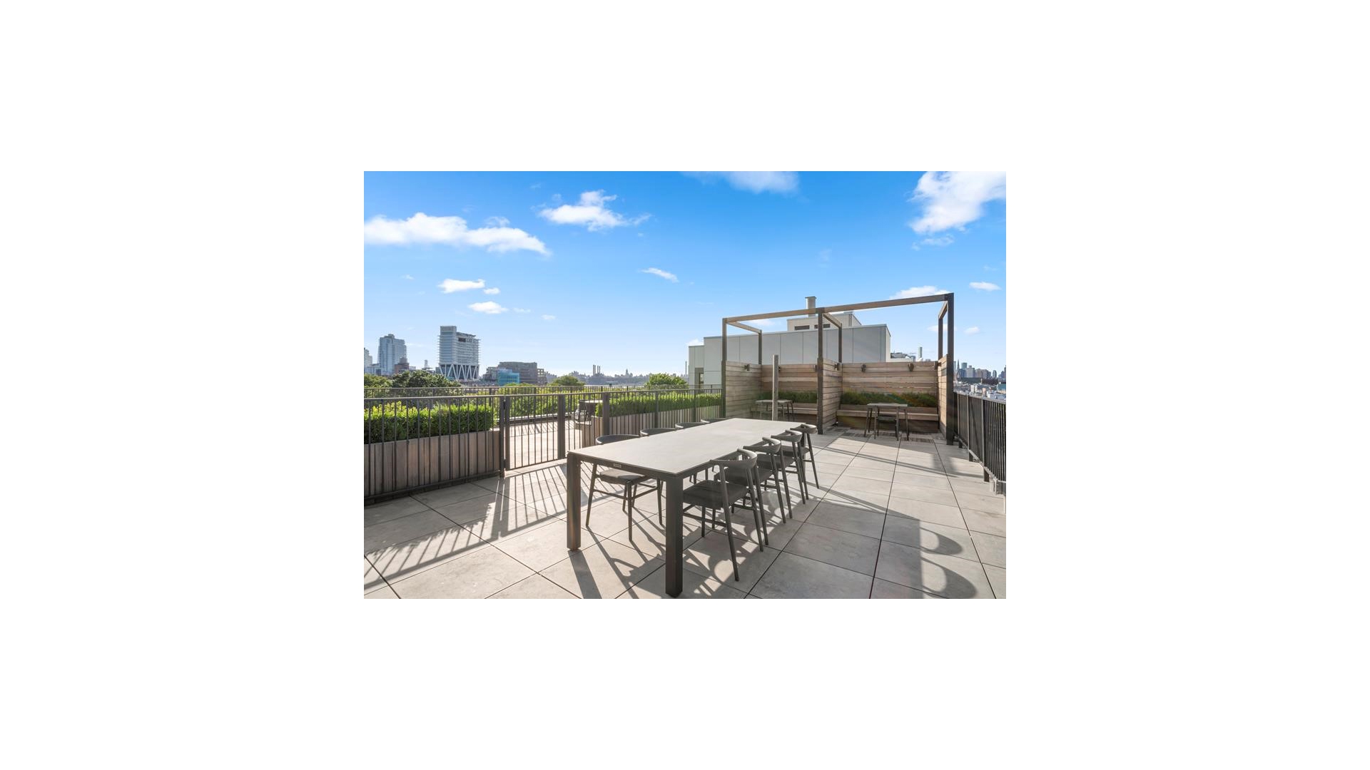 860 Lorimer Street Tha Property Photo 11