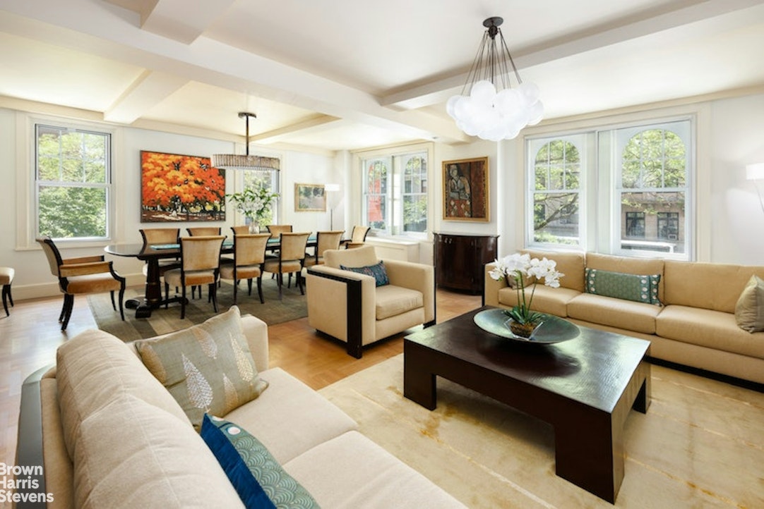 27 W 72ND Street 201 Property Photo 1
