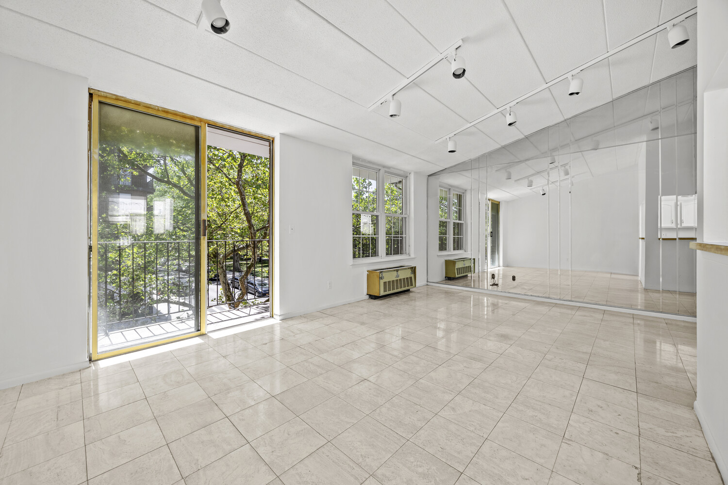 10106 4th Avenue 26e Property Photo 5
