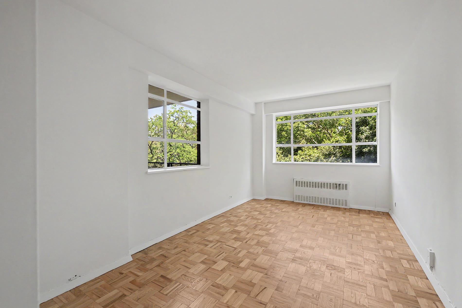 2727 Palisade Avenue 9-b Property Photo 7