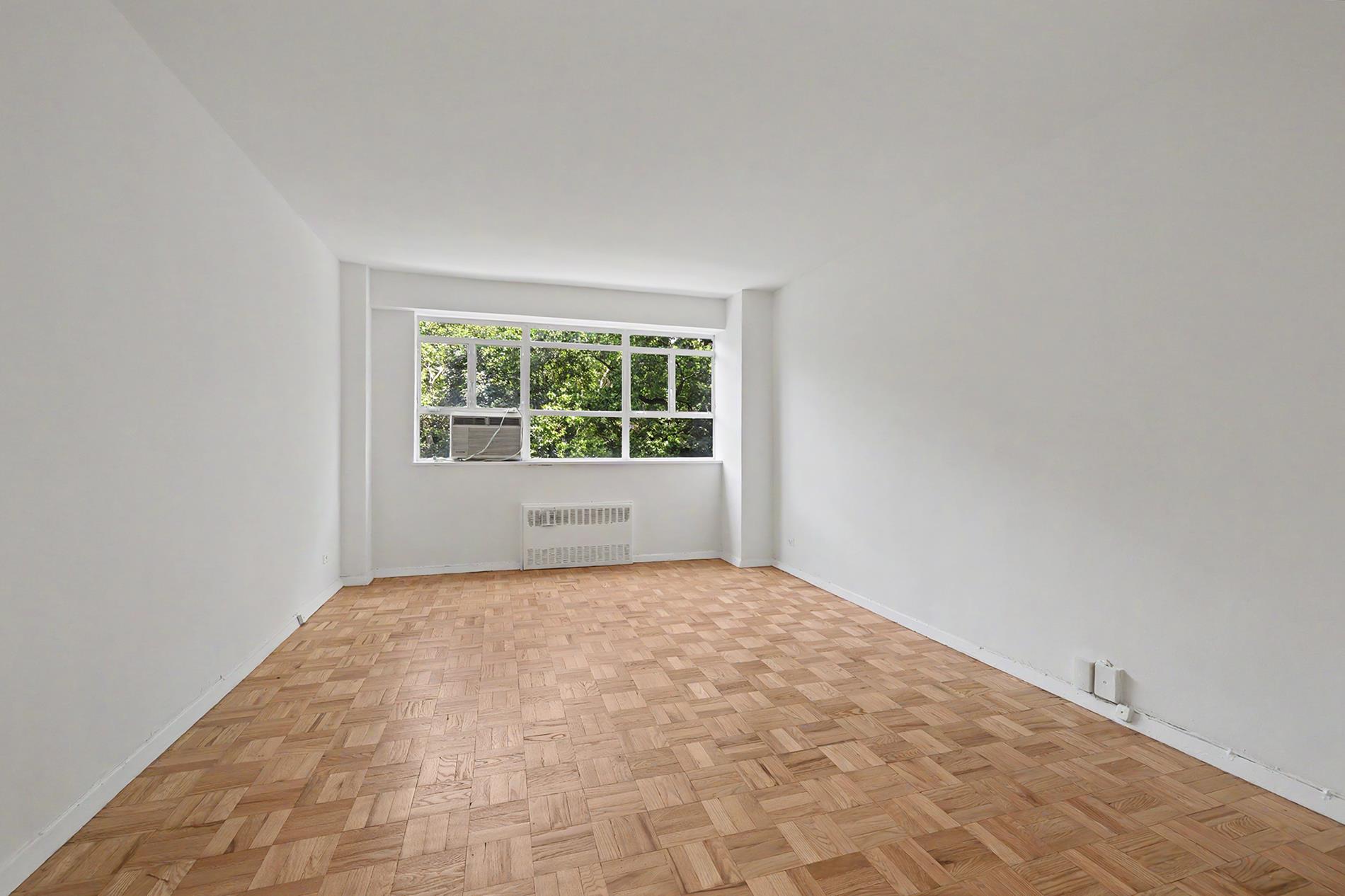 2727 Palisade Avenue 9-b Property Photo 9
