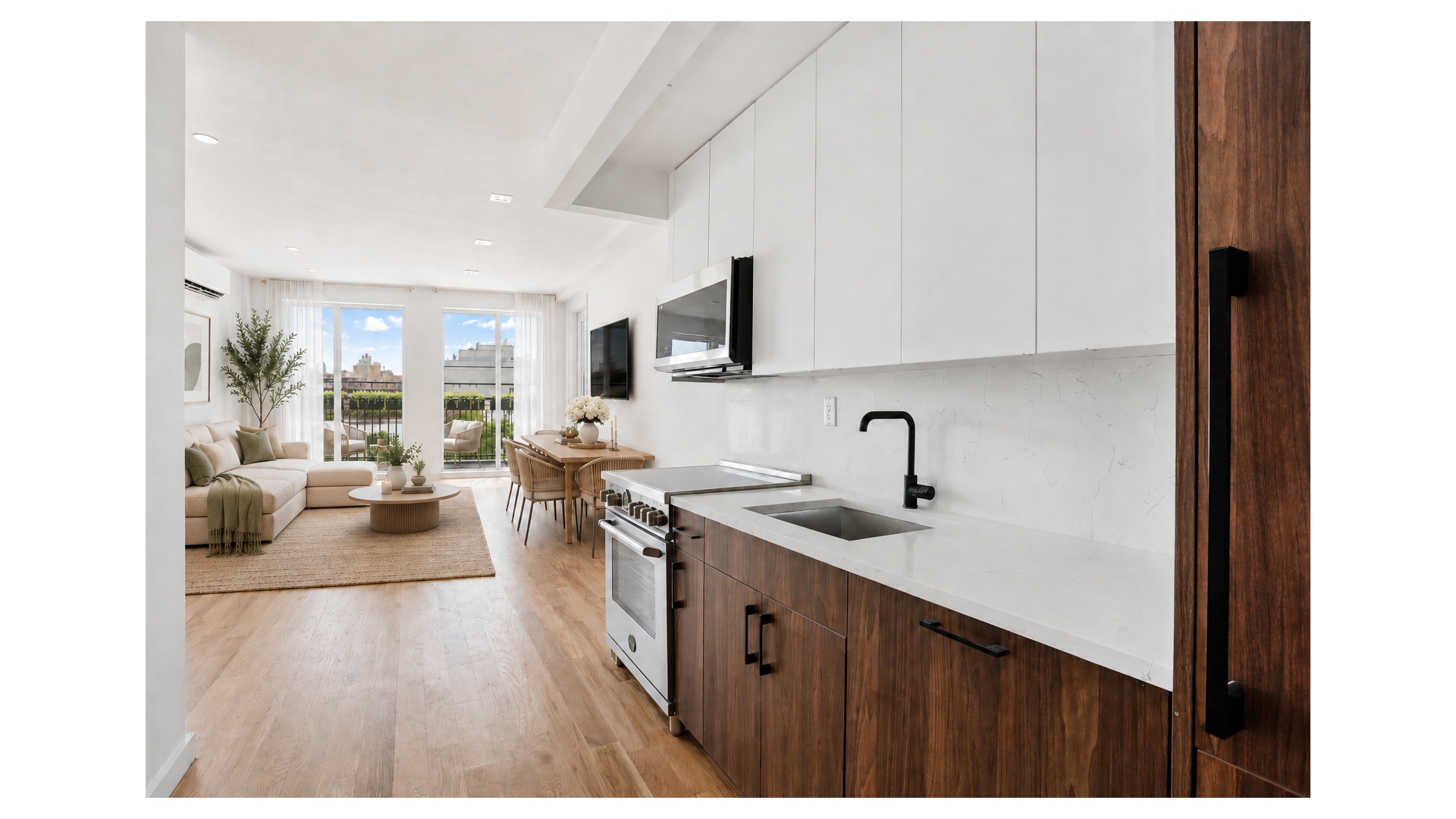 131 MADISON Street PH Property Photo 1