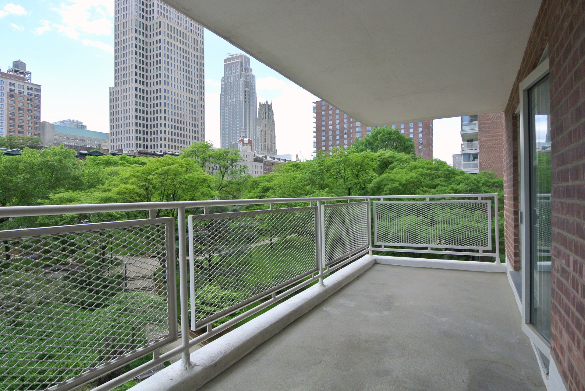 80 La Salle Street 7g Property Photo 11