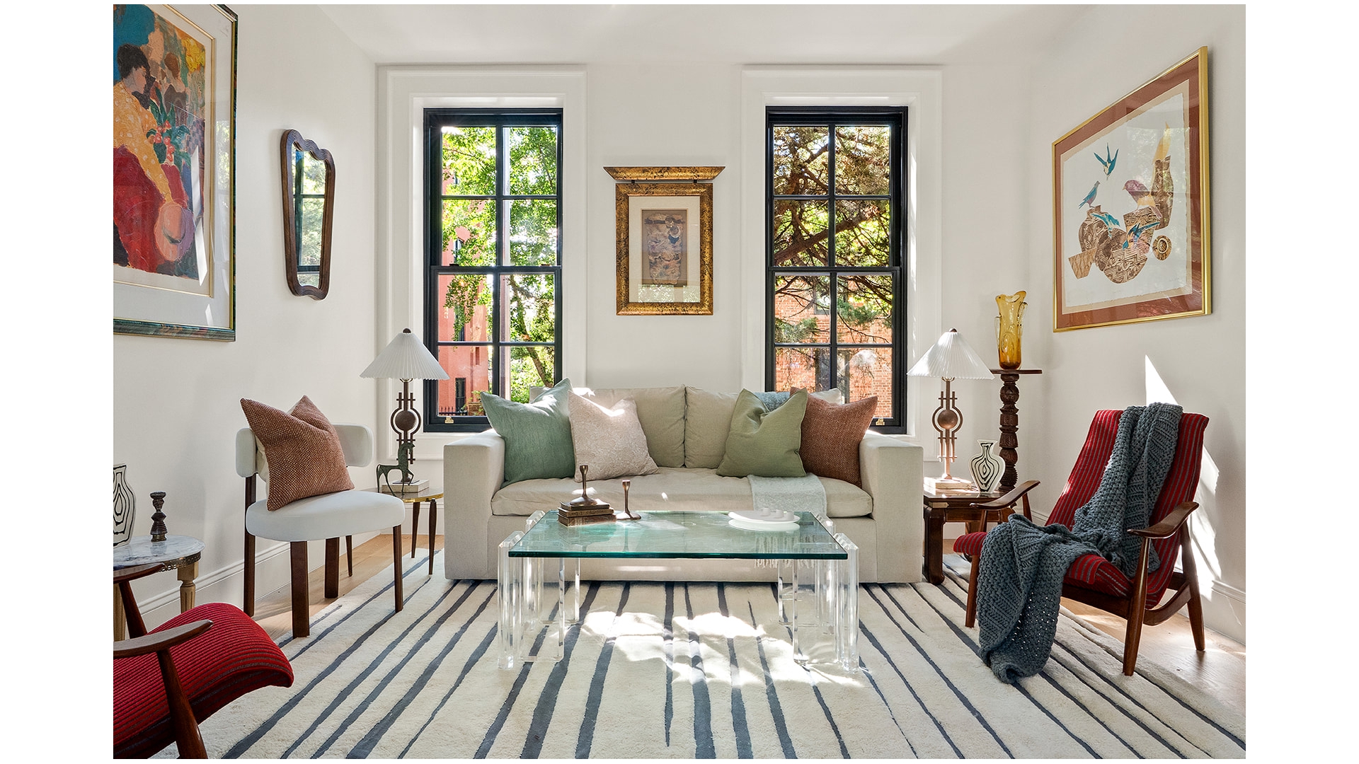 159 BOND Street Property Photo 1