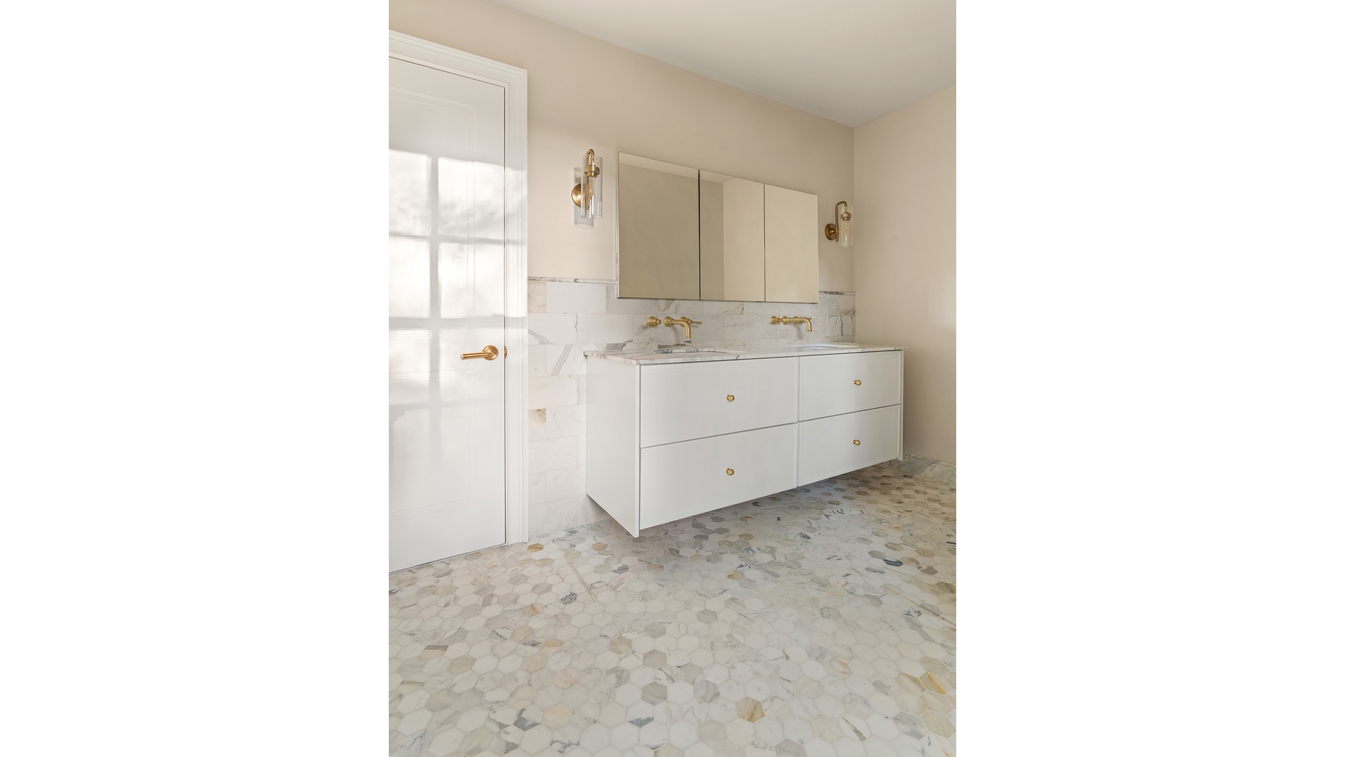 159 Bond Street Property Photo 16