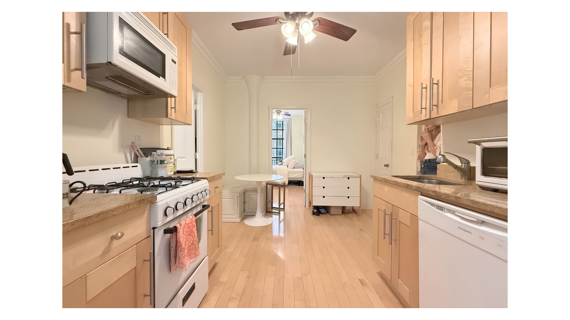 509 E 77th Street 3l Property Photo 2