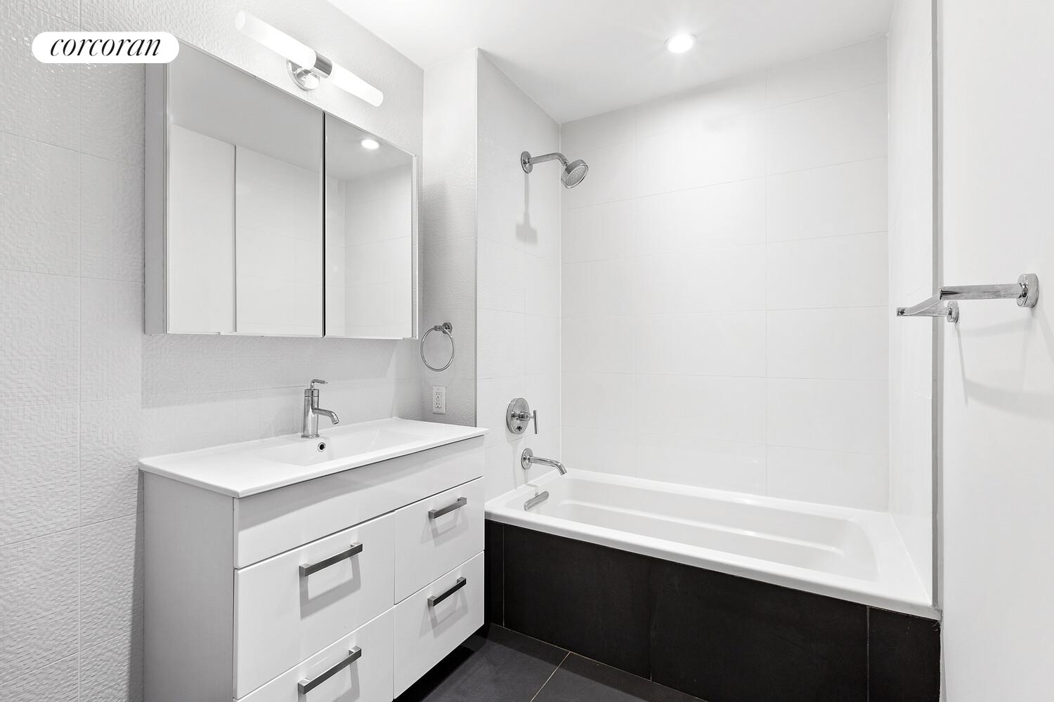 247 N 7th Street 2_501 Property Photo 4