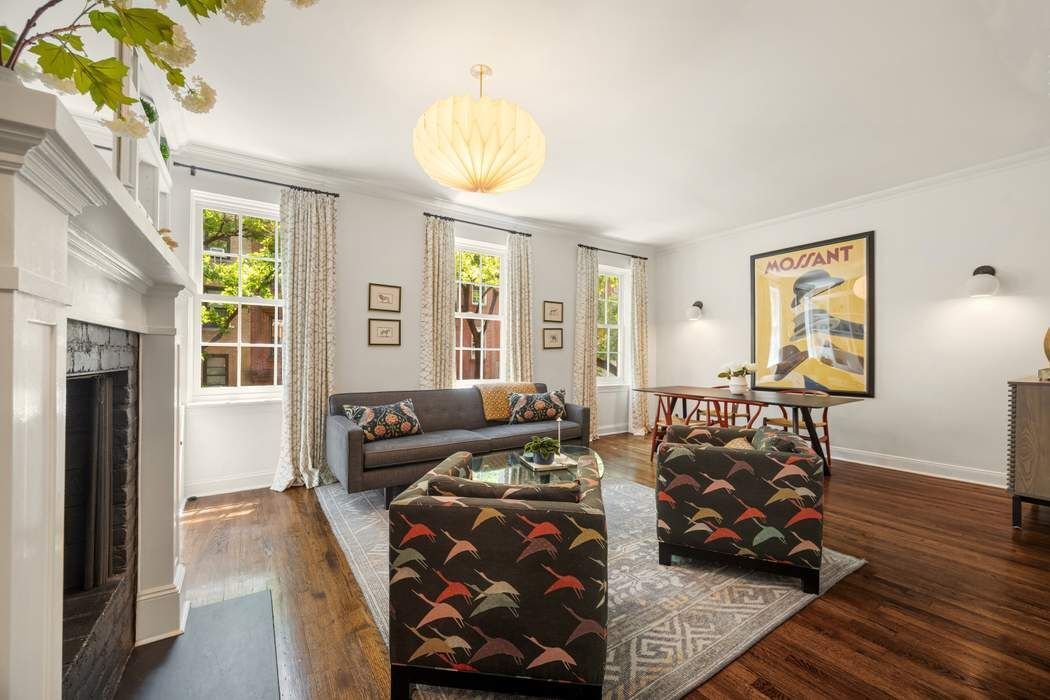 349 W 21st Street C Property Photo 1