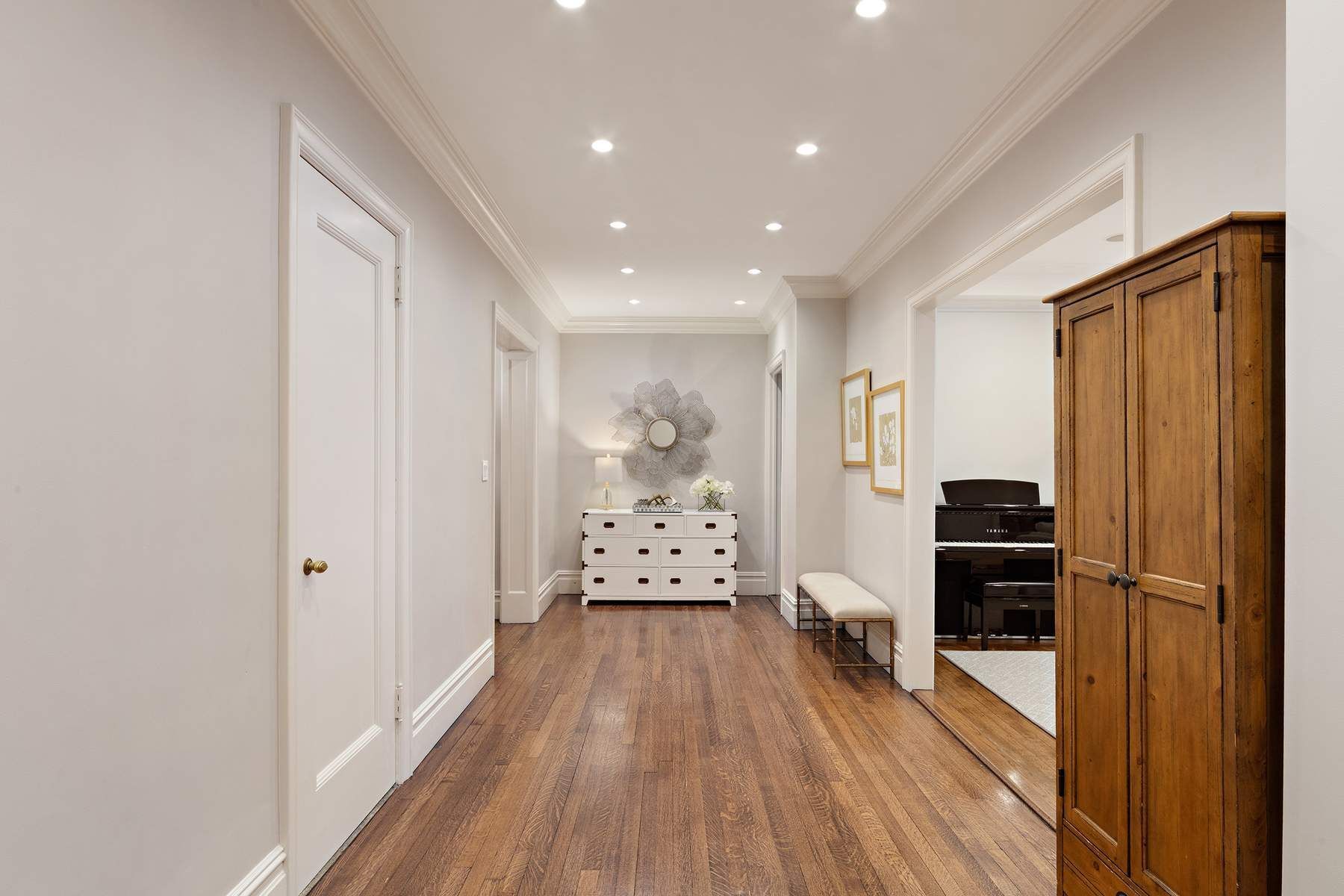 1075 Park Avenue 2d Property Photo 2