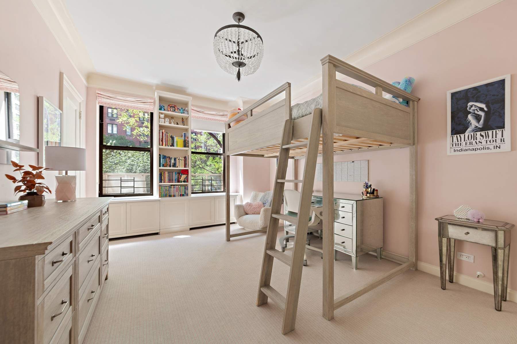 1075 Park Avenue 2d Property Photo 11