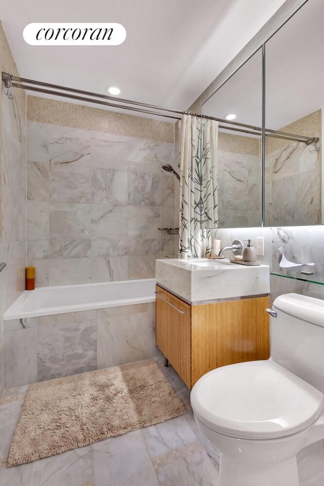 200 Chambers Street 3t Property Photo 4