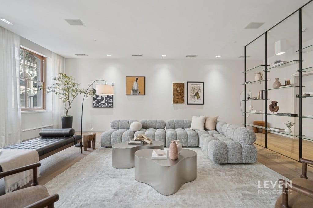 55 Warren Street 4 Property Photo 1