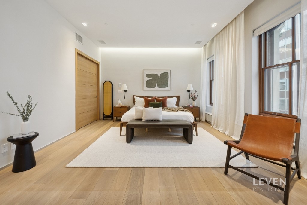 55 Warren Street 4 Property Photo 12