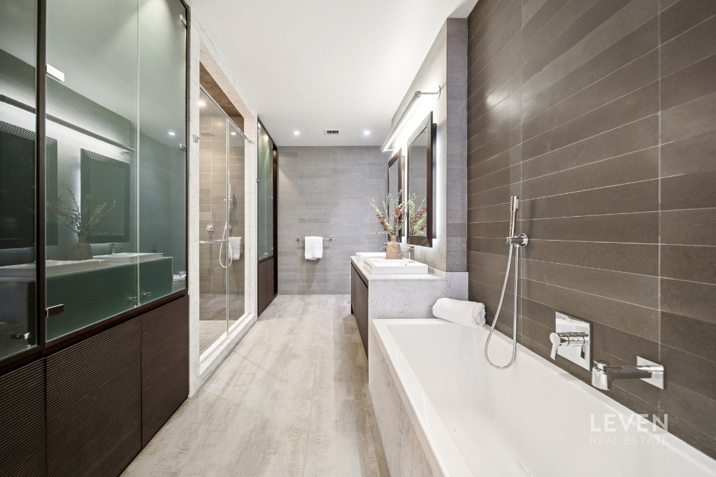 55 Warren Street 4 Property Photo 16