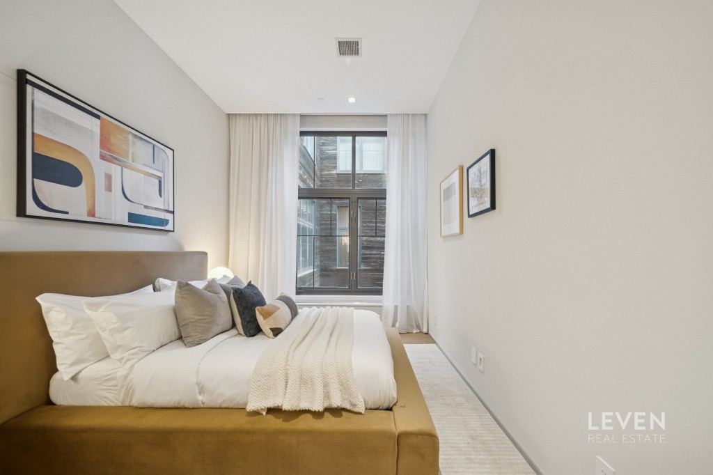 55 Warren Street 4 Property Photo 19