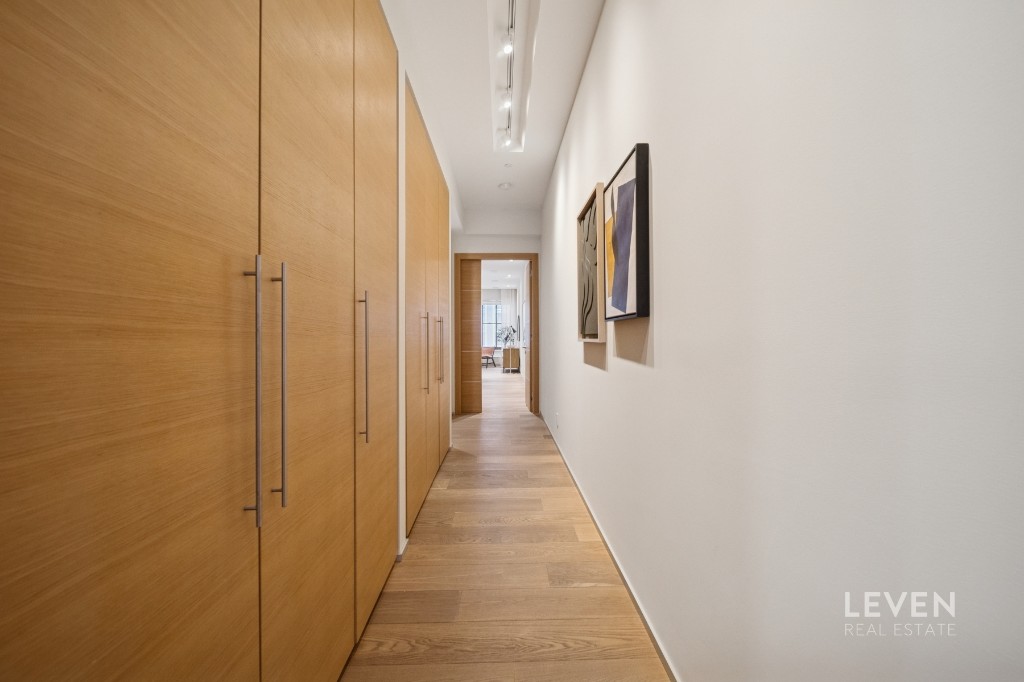 55 Warren Street 4 Property Photo 24