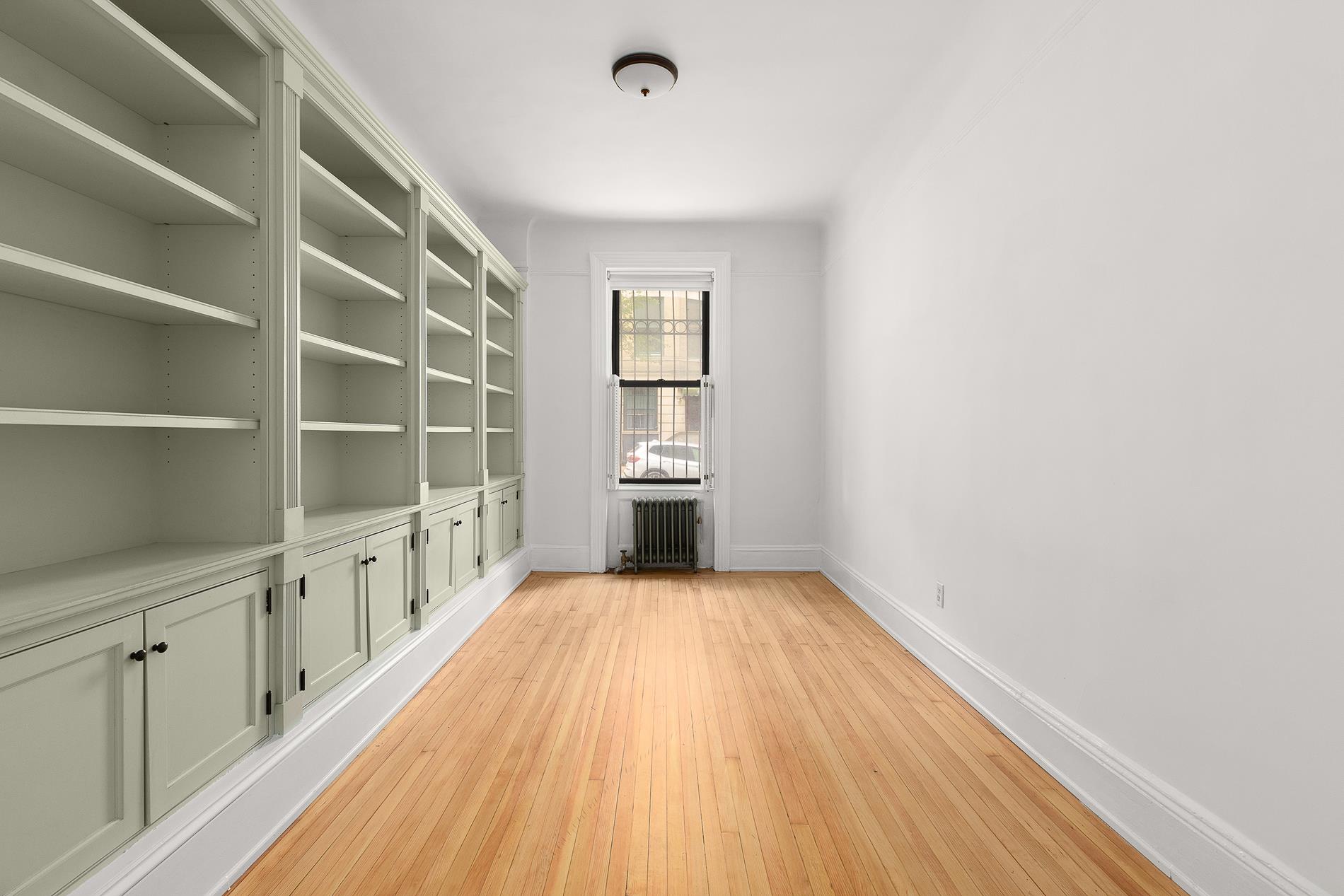 615 W 113th Street 16 Property Photo 1
