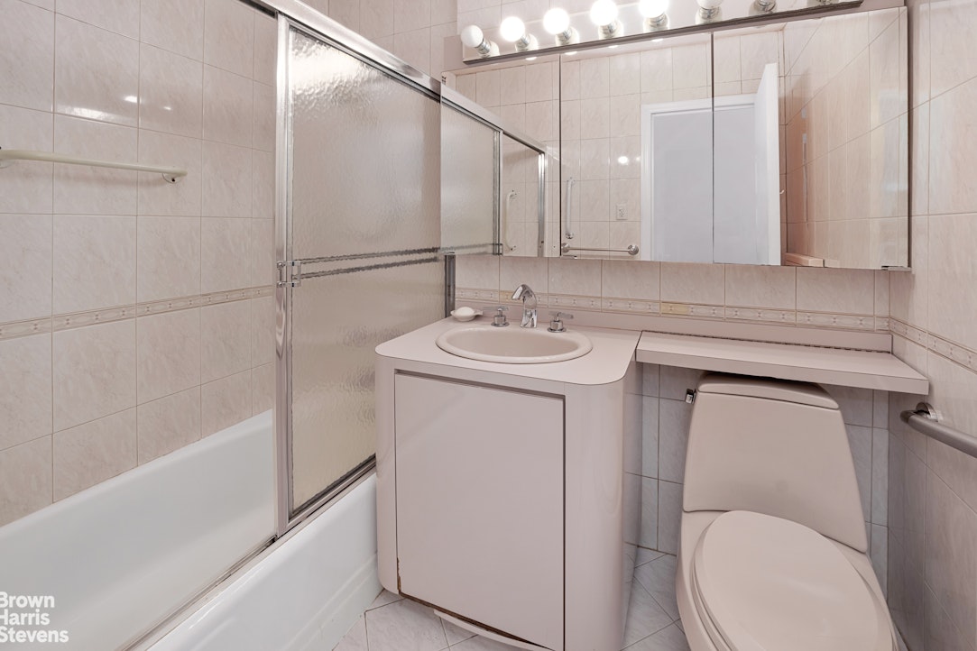 75 E End Avenue 9h Property Photo 7