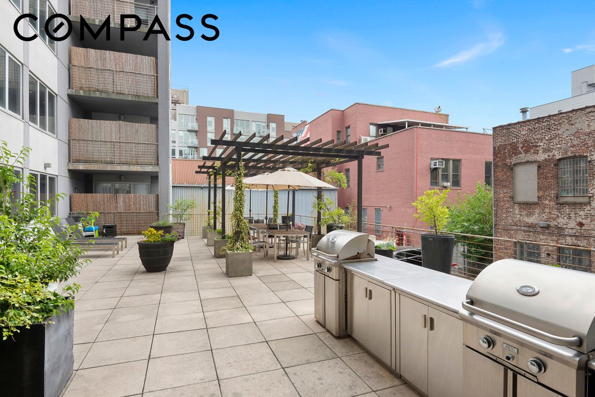 415 Leonard Street 6bc Property Photo 8