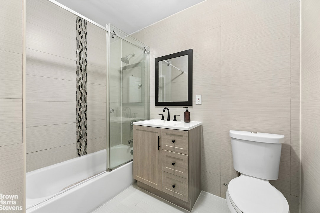 1276 St Marks Avenue 2 Property Photo 6