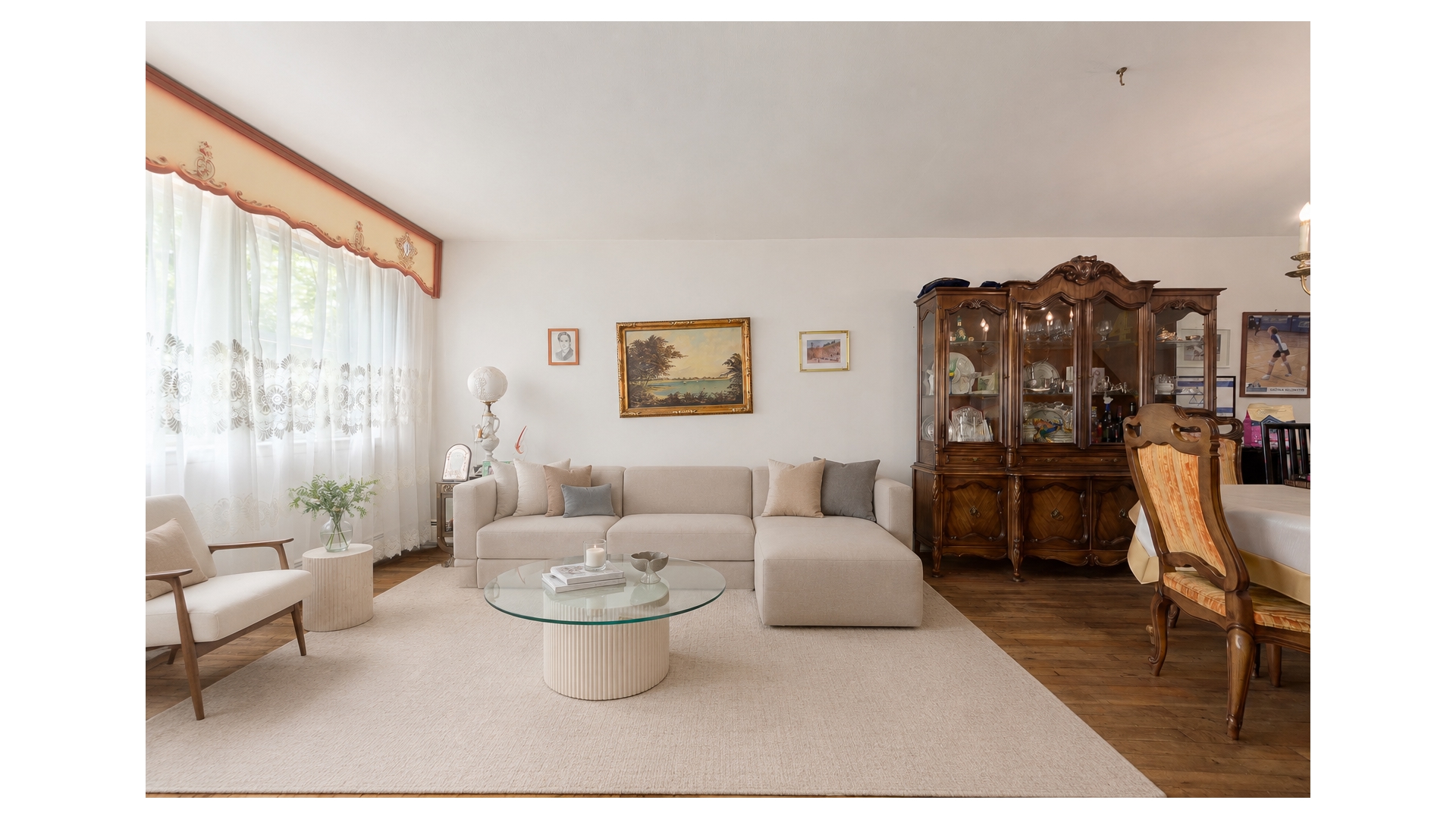 1250 E 57th Street Property Photo 2