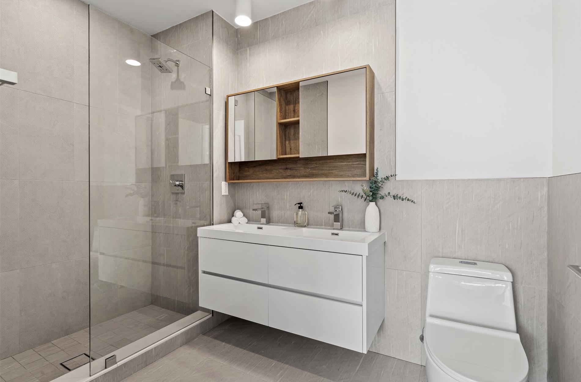 1173 Rogers Avenue 5-cc Property Photo 6