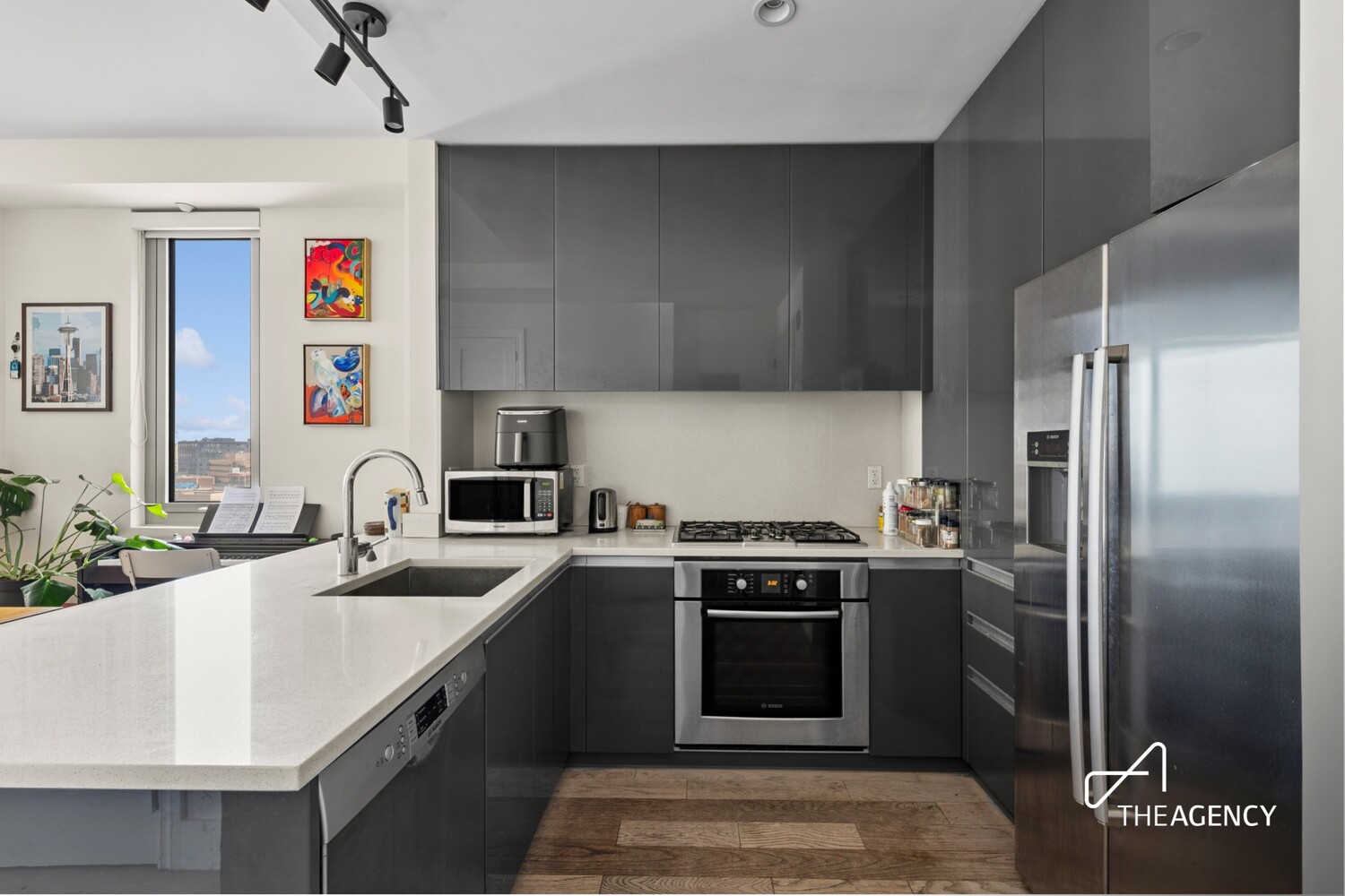 44-15 Purves Street 15c Property Photo 3