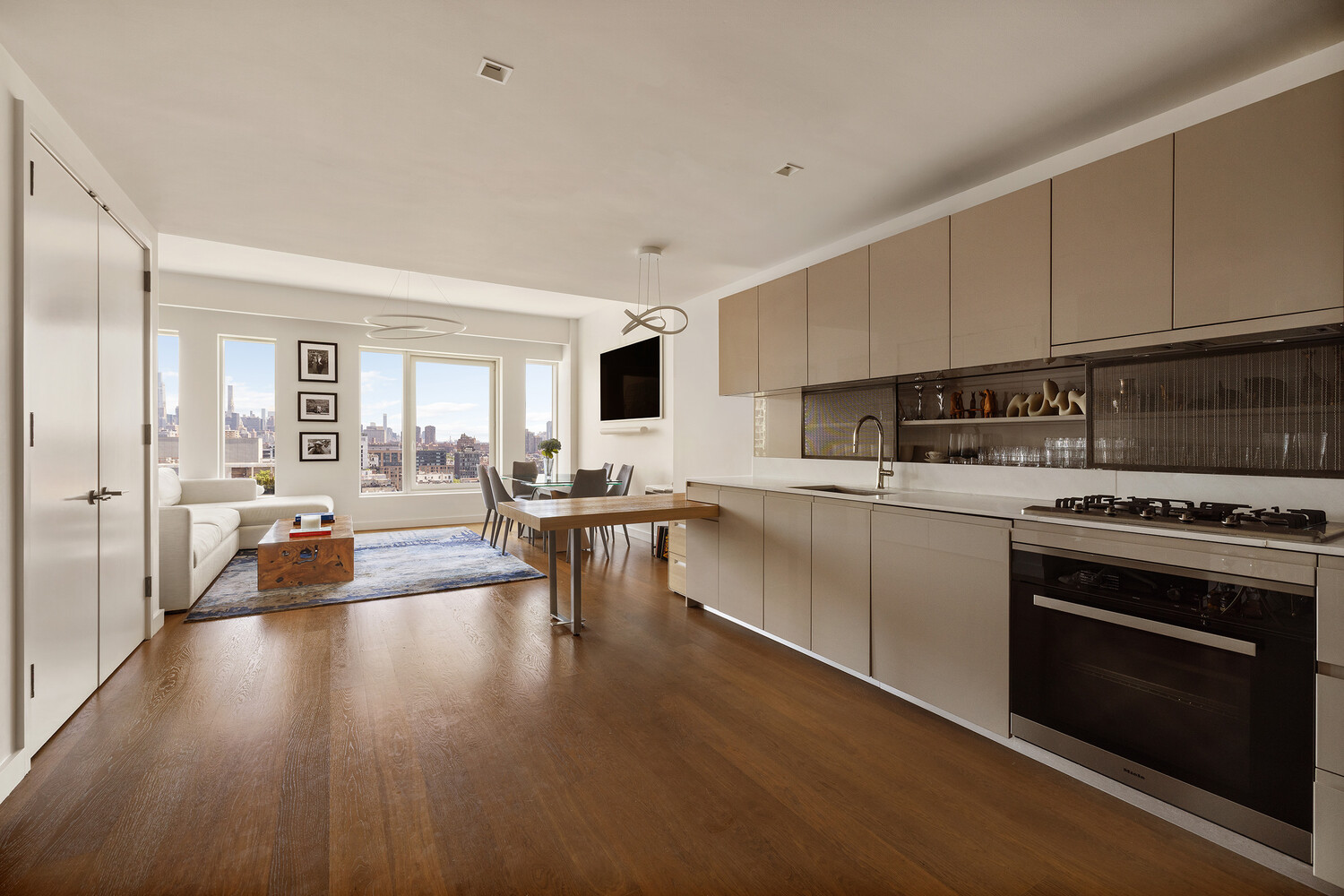 202 Broome Street 12c Property Photo 4