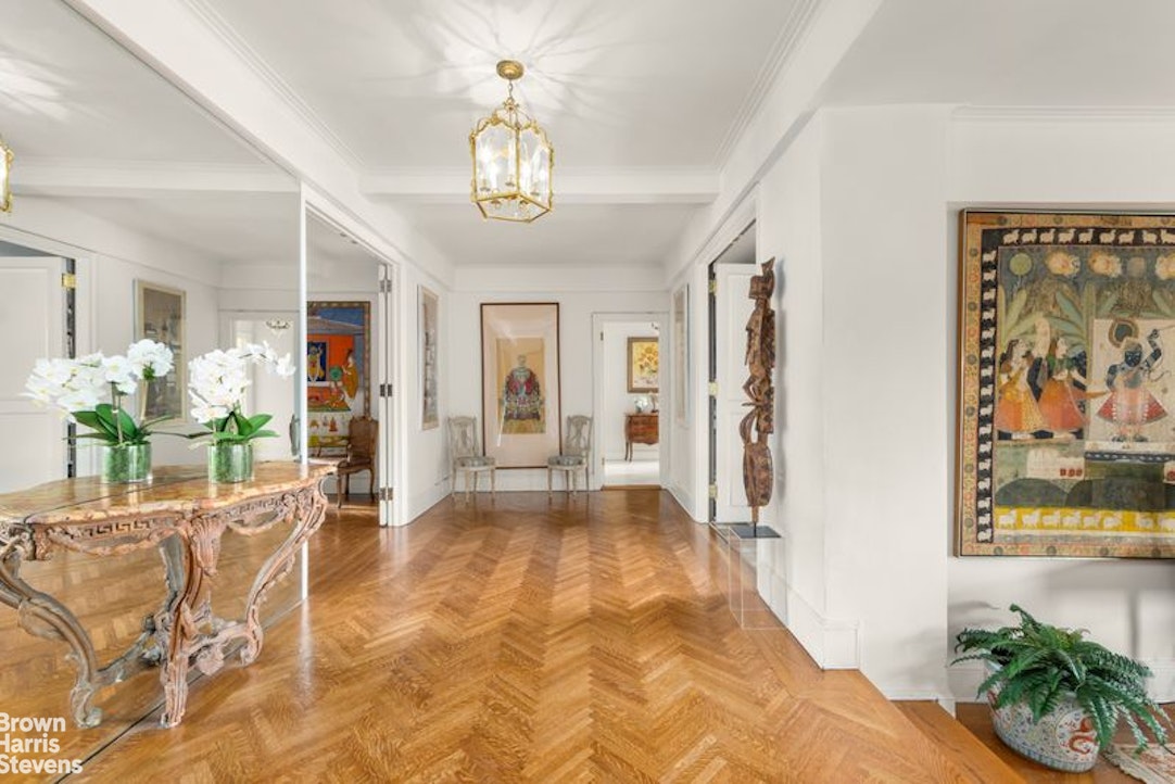 55 Central Park W 7eg Property Photo 2