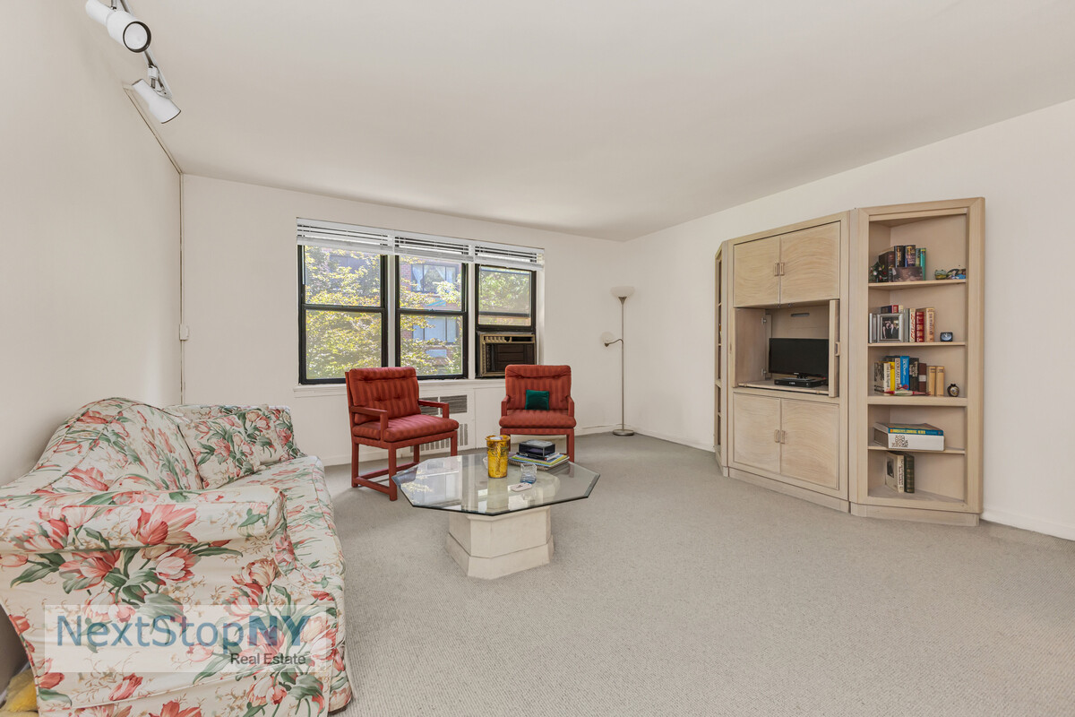 337 E 50th Street 3c Property Photo 1