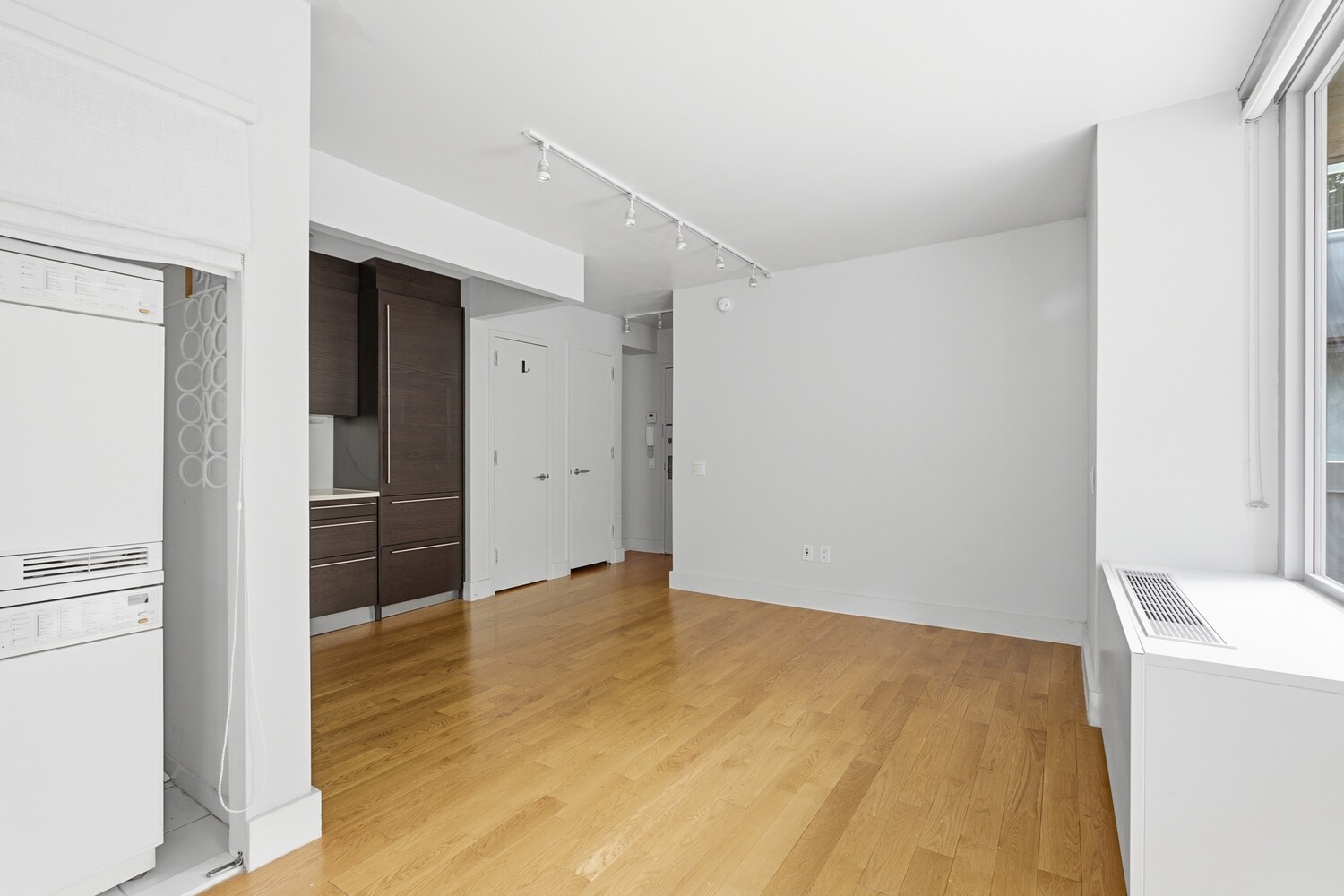 464 W 44th Street 3h Property Photo 7