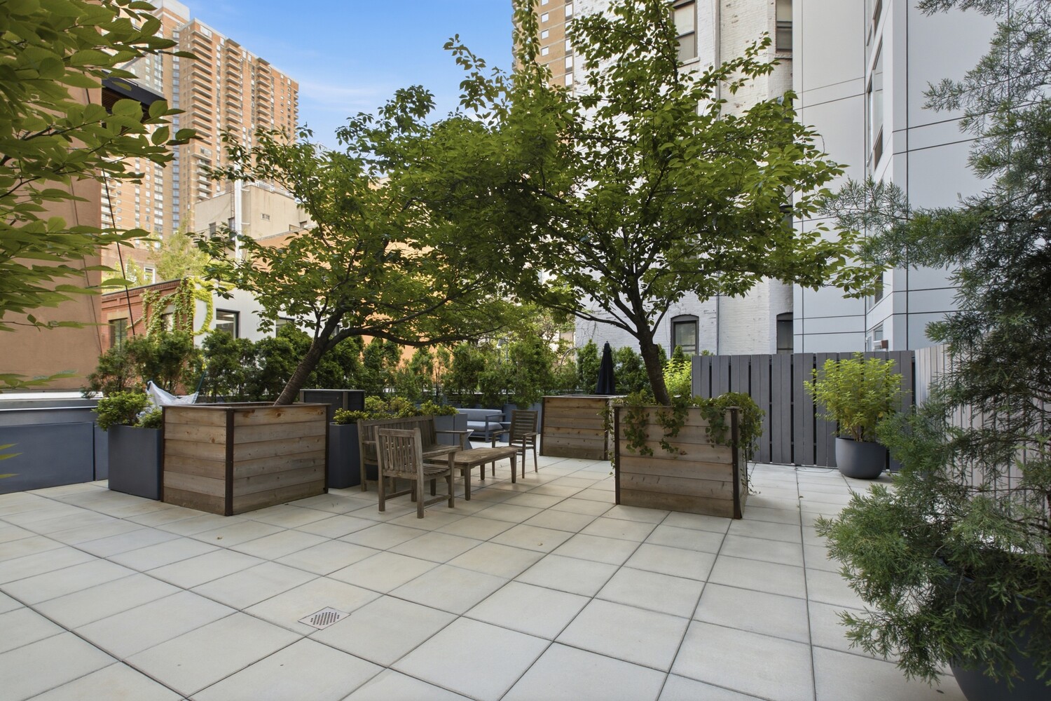 464 W 44th Street 3h Property Photo 15